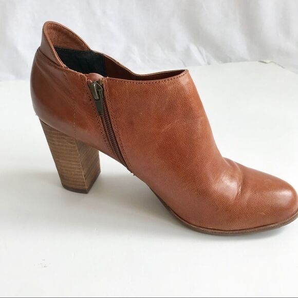 Dolce Vita Leather Chunky Zip Up Booties size 10 - Picture 6 of 12